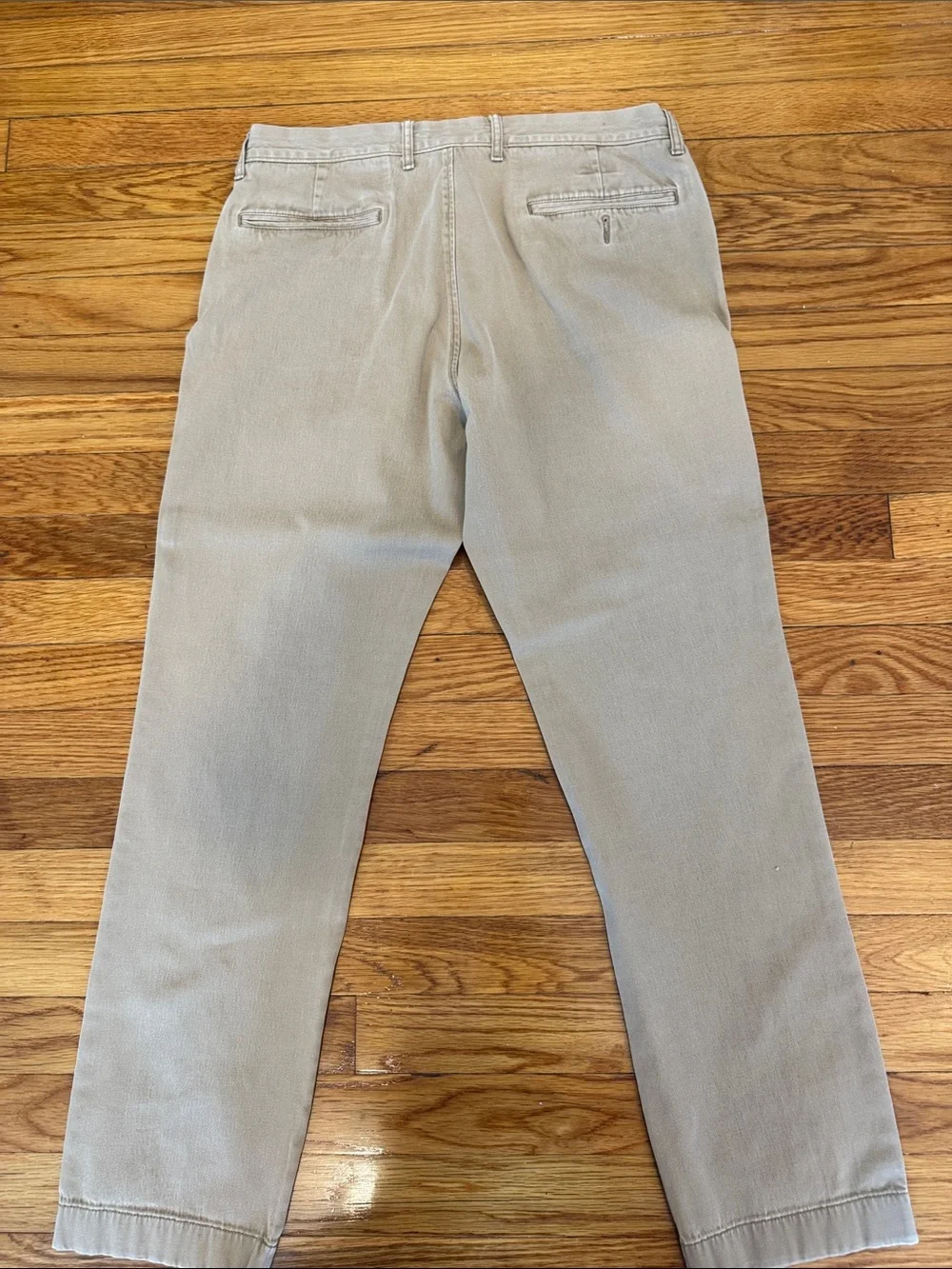 Men's J. Crew Classic Chino Pants - Taupe